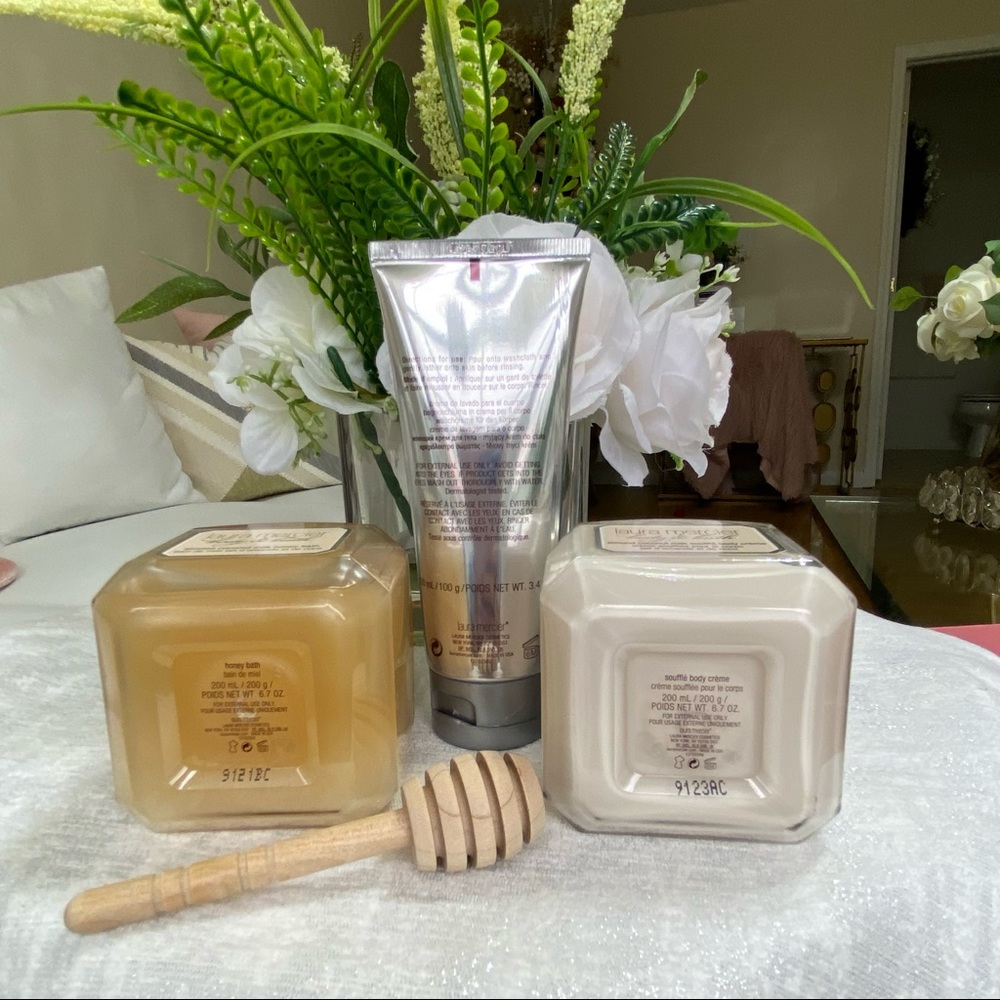 Laura Mercier Almond Coconut Milk Body Collection 3-pcs Set. - Picture 5 of 5